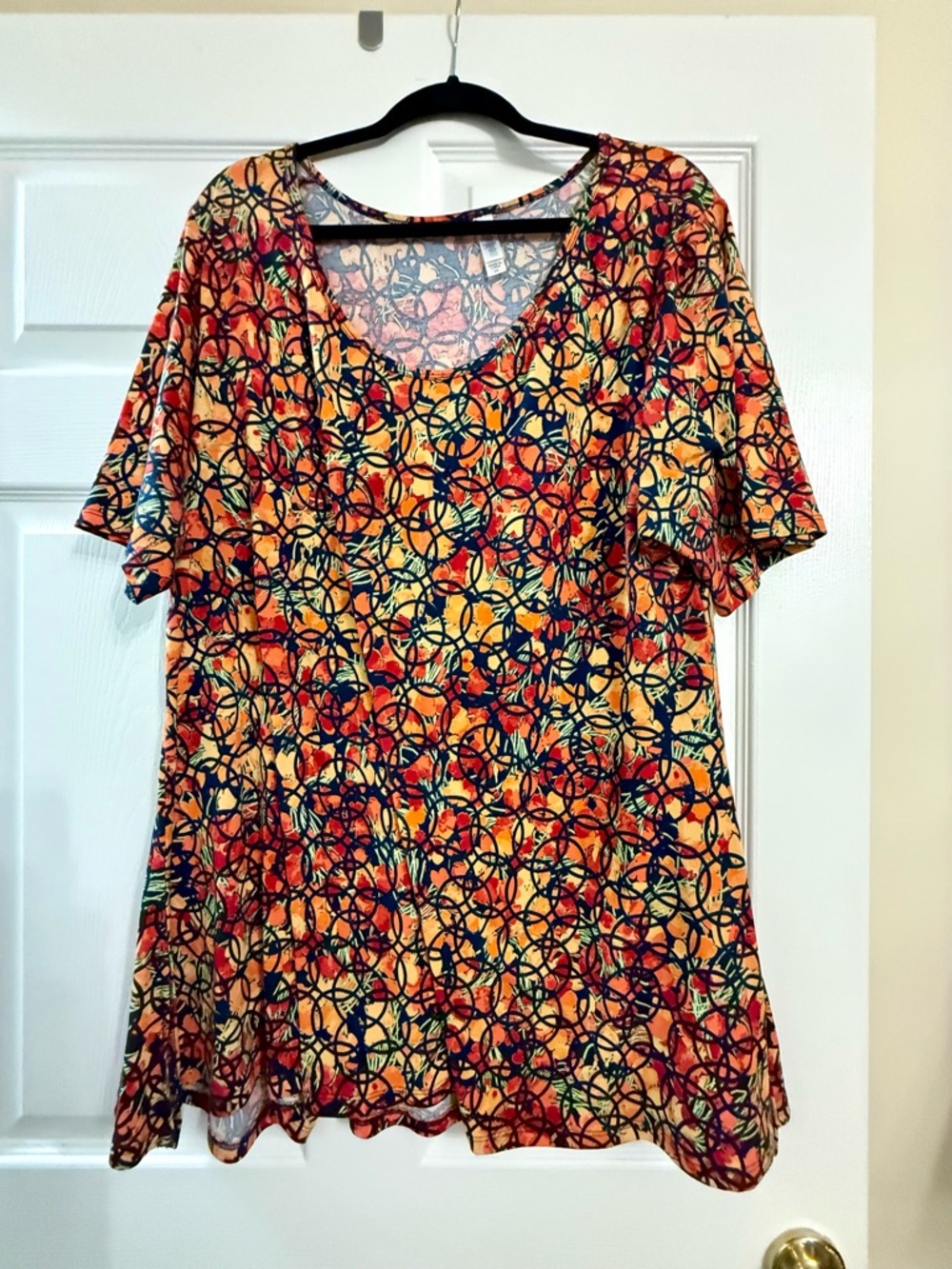 LuLaRoe Perfect T, size 3X